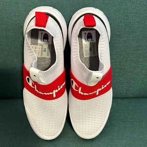 CHAMPION - Men Size 10 - Slip on Sneakers. New.